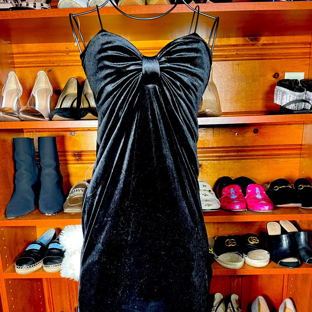 Hot Miami Styles velvet mini dress